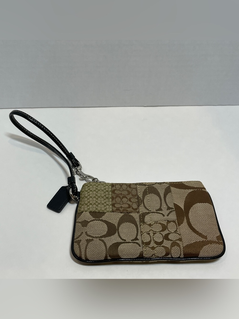 Coach Signature Patchwork Jacquard Wristlet Multi Tan